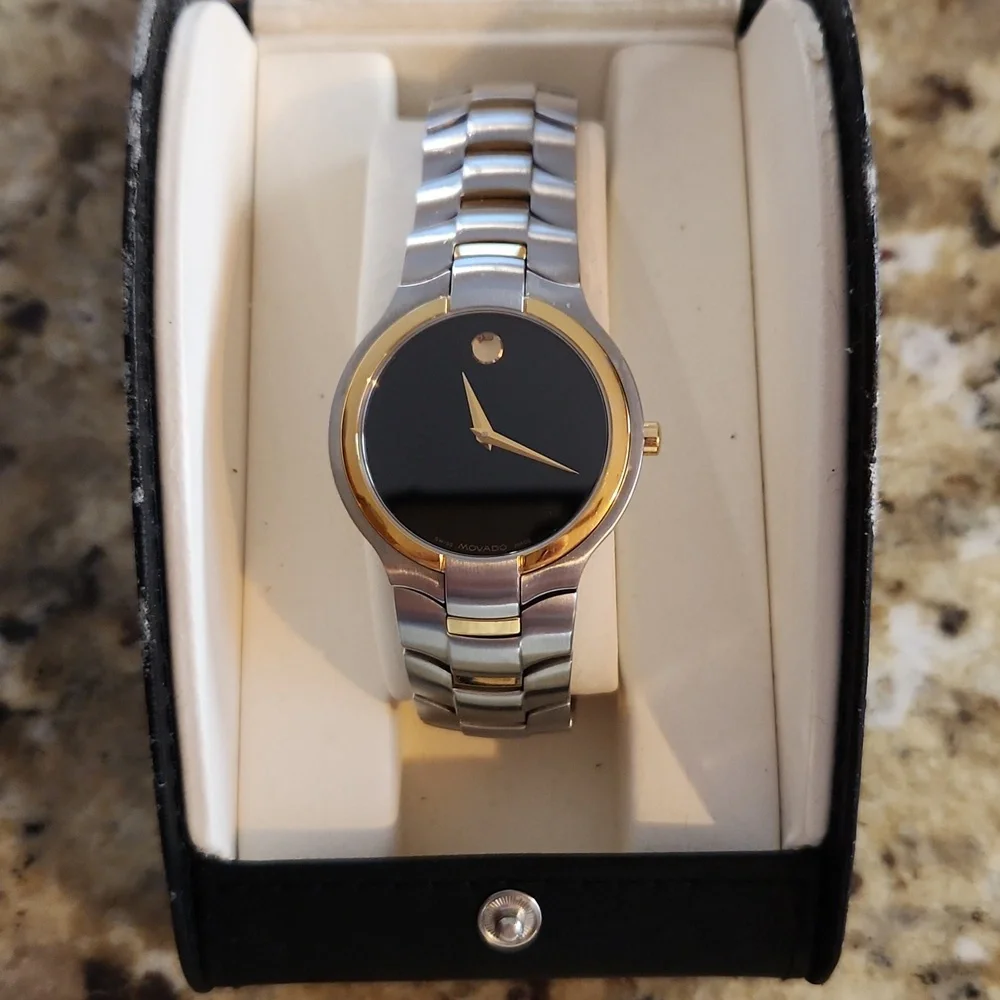 Men's Movado Wristwatch - Picture 3 of 14
